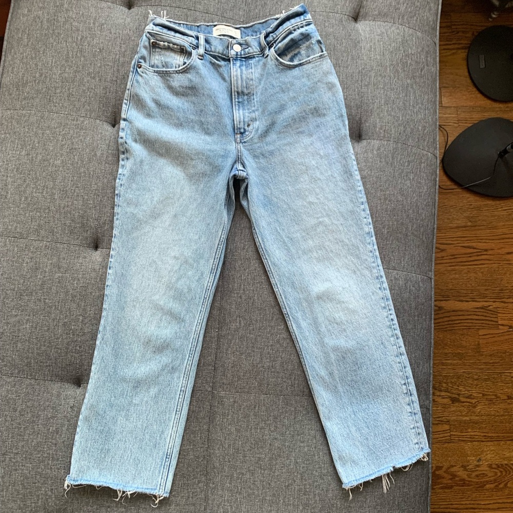 The 90's Straight Ultra High Rise Jeans Denim Size 27 / 4